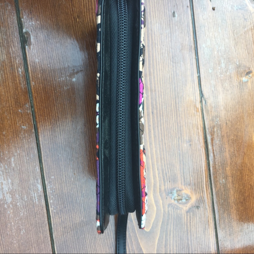 Vera Bradley Zip Around Wristlet - Picture 4 of 10